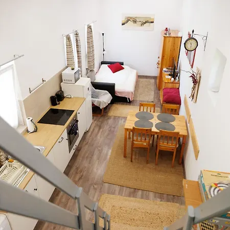 Forras Vendeghaz * Mórahalom