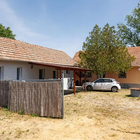 Forras Vendeghaz Apartamento Mórahalom